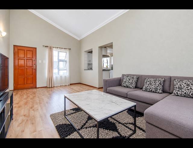 2 BEDROOM APARTMENT FOR SALE IN RANDPARK RIDGE